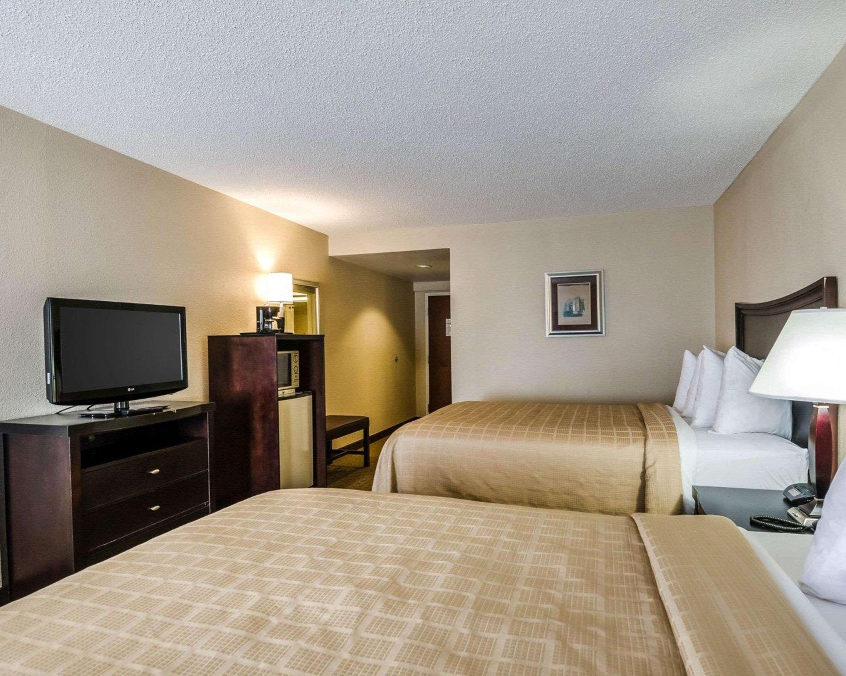 Quality Inn Troutville - Roanoke North Exterior foto