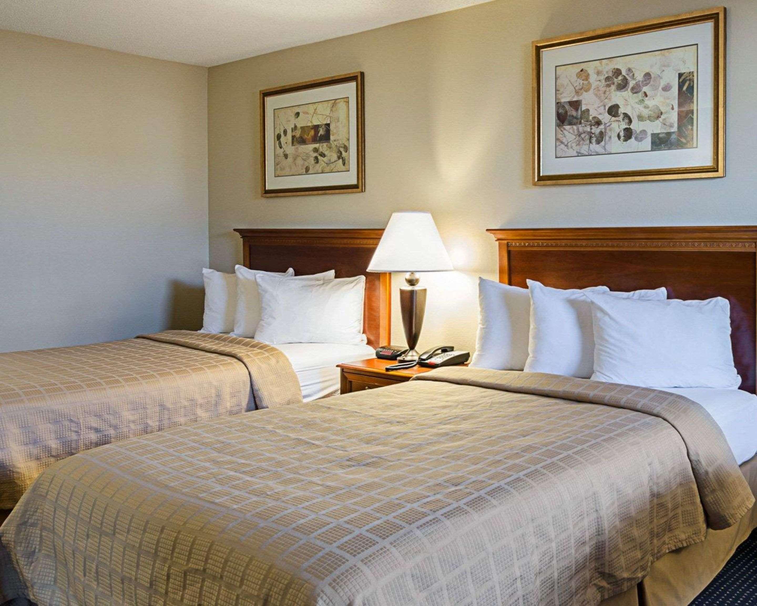 Quality Inn Troutville - Roanoke North Exterior foto